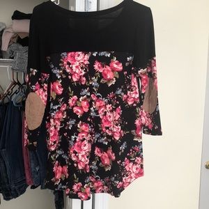 3/4 sleeve flower print shirt